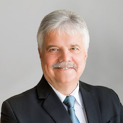 The portrait photo of Dr. Andreas Mattner, Chairman of the Supervisory Board of HAMBORNER REIT AG