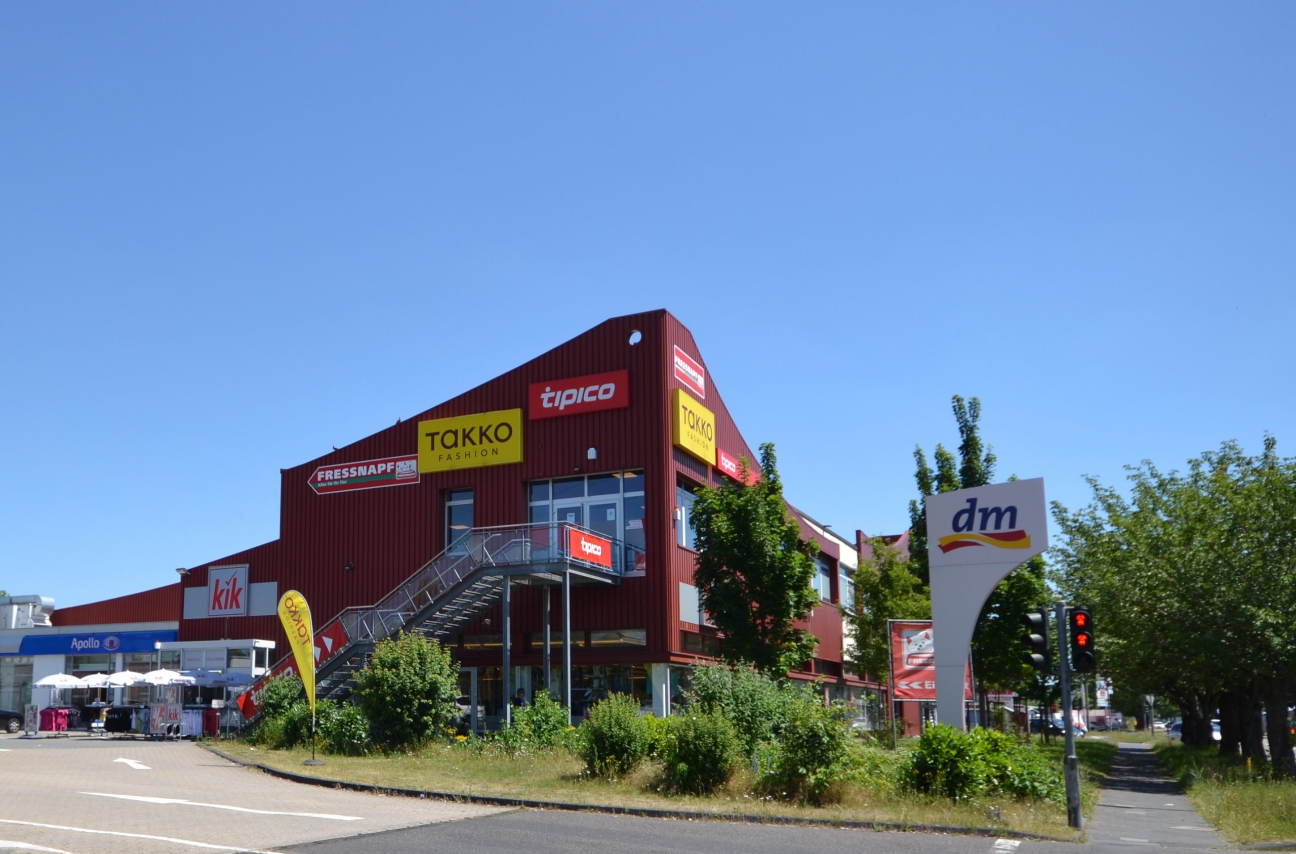 Das Foto zeigt ein Kaufhaus in Neuwied