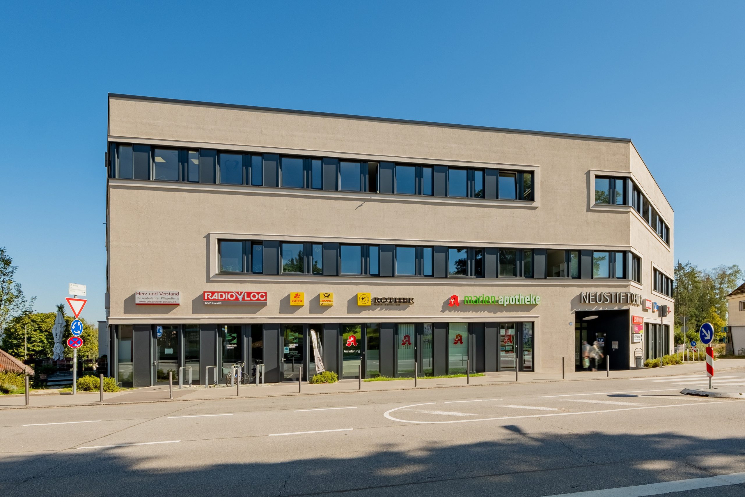 Das Foto zeigt ein Kaufhaus in Passau